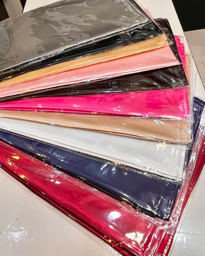 روسری ساتن ساده در رنگبندی