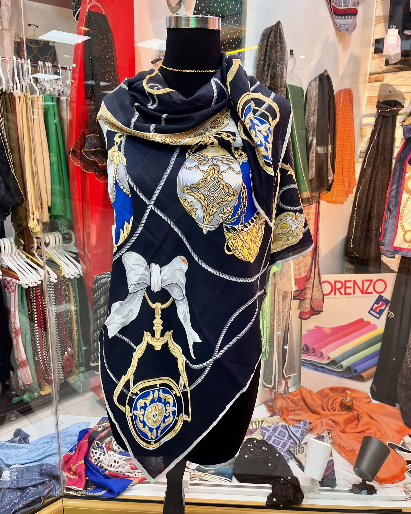 روسری نخ مینیاتور