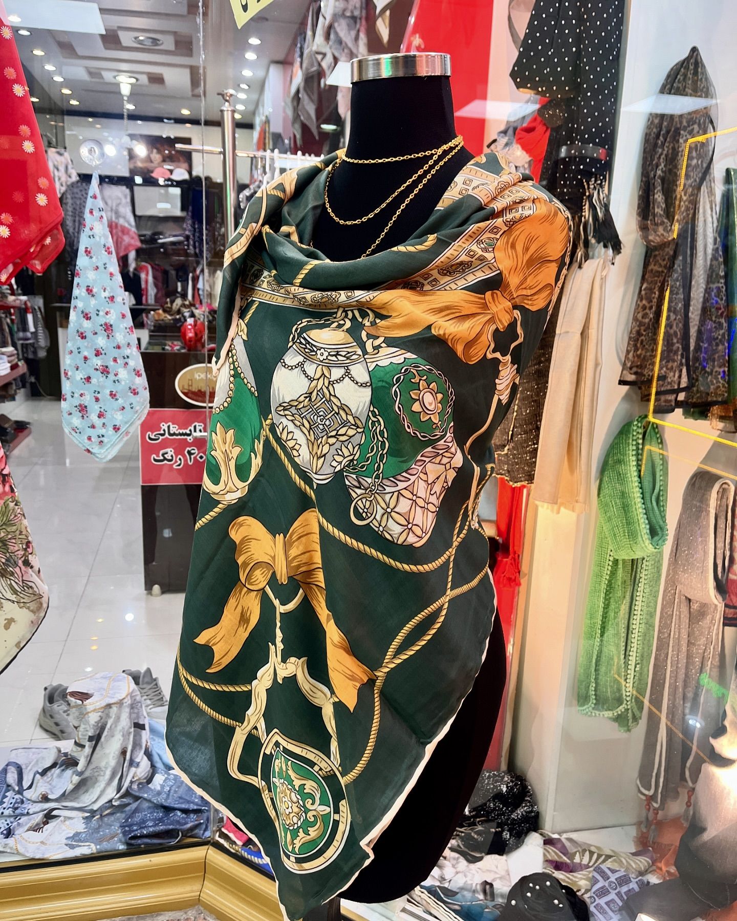 روسری نخ مینیاتور