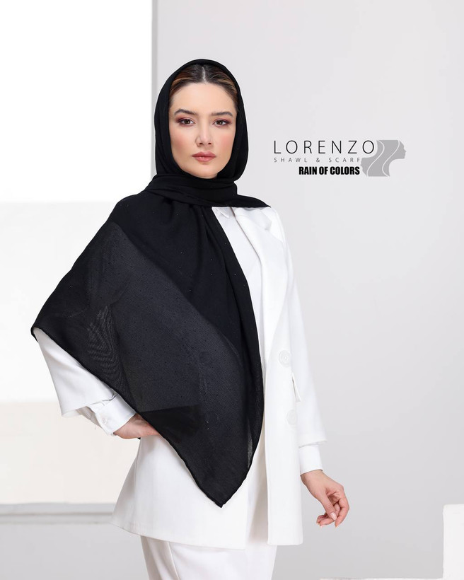 روسری مشکی کریپ حاشیه نگین