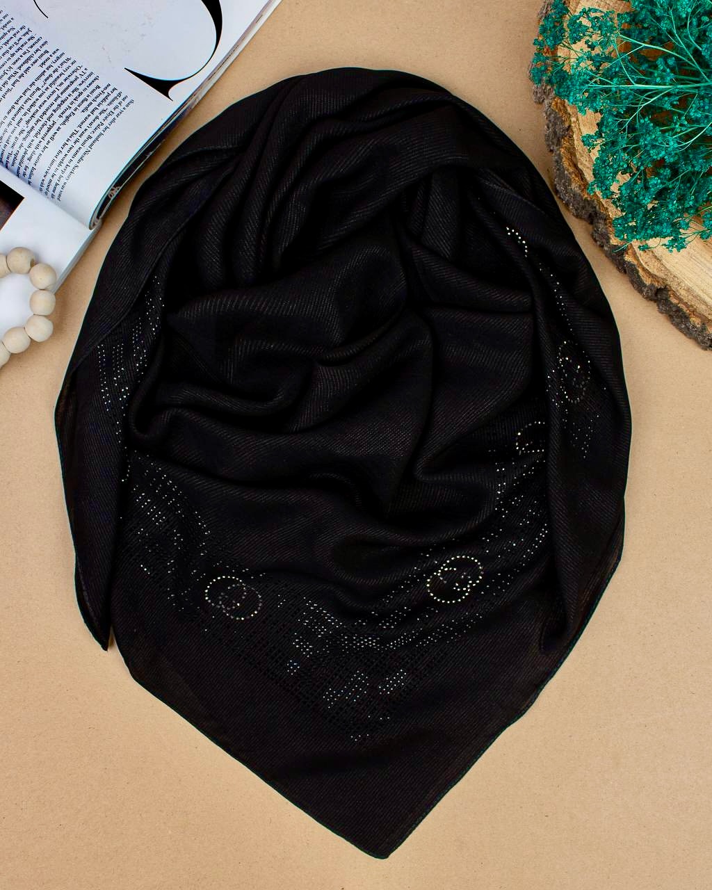 غفط حاشیه فندی موجود است.